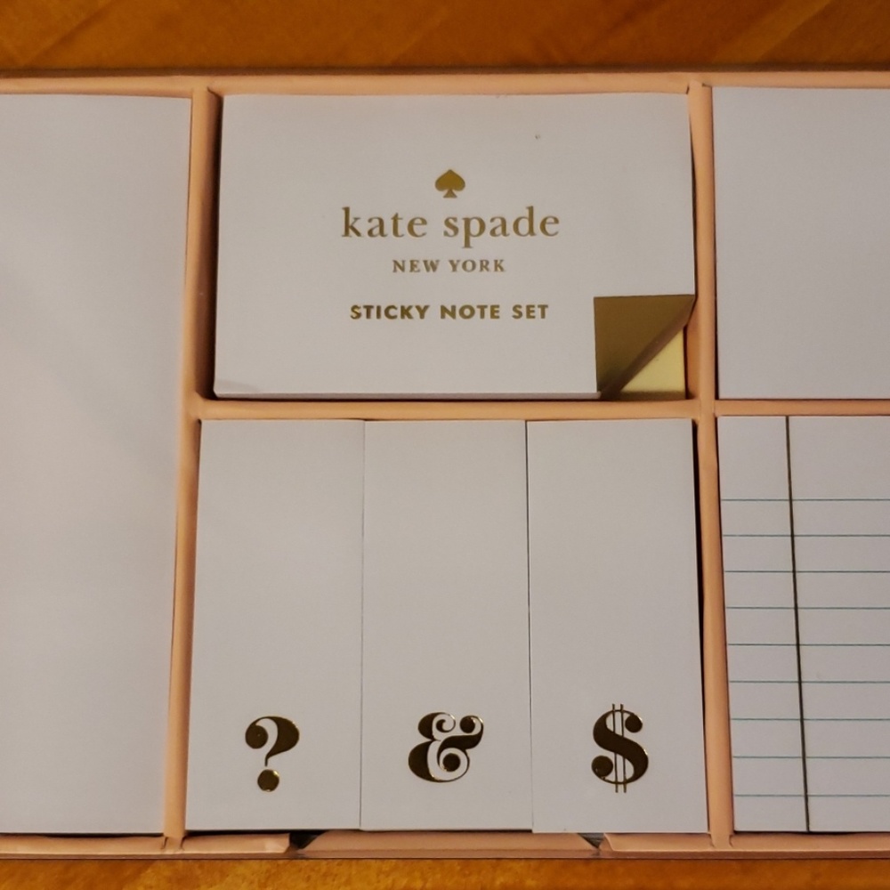 Kate Spade Sticky Note Set - Picture 2 of 6